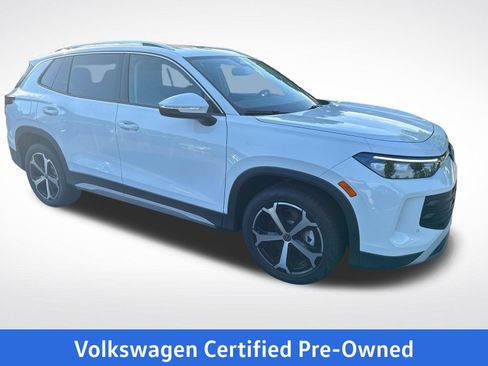 Certified 2026 Volkswagen Tiguan SE AWD/4WD image 8