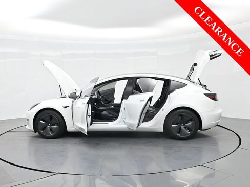 Used 2020 Tesla Model 3 Standard Range image 45