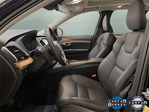 Used 2025 Volvo XC90 B6 Plus image 56
