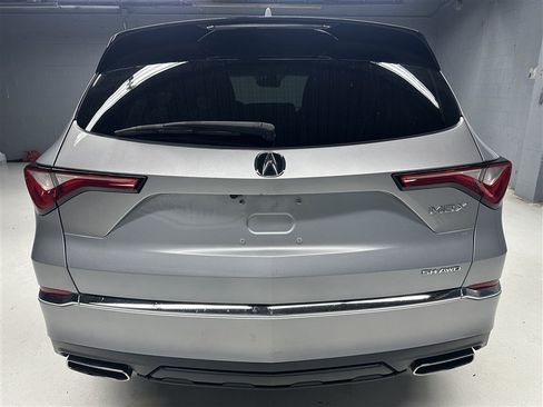 Used 2022 Acura MDX SH-AWD image 11