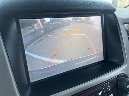 Used 2015 GMC Yukon Denali w/ Premium Package image 27