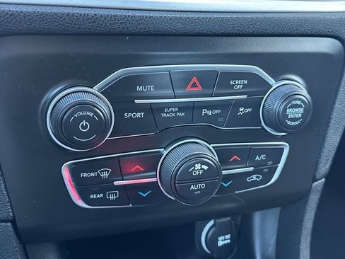 Used 2022 Dodge Charger GT w/ Blacktop Package image 21