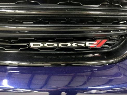 Used 2017 Dodge Charger SXT w/ Plus Group image 10