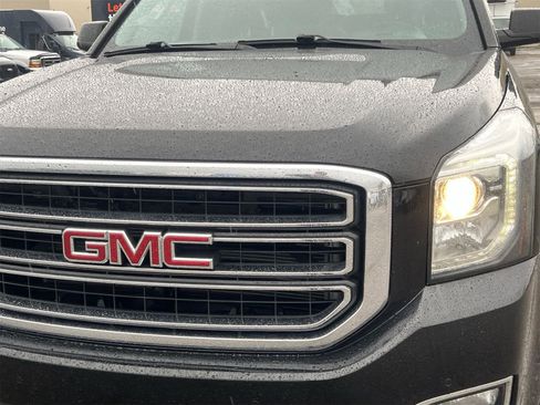 Used 2019 GMC Yukon XL SLT image 11