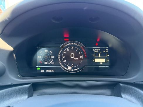 Used 2025 Toyota GR86 w/ ALL Weather Mat Package (TMS) RWD image 14