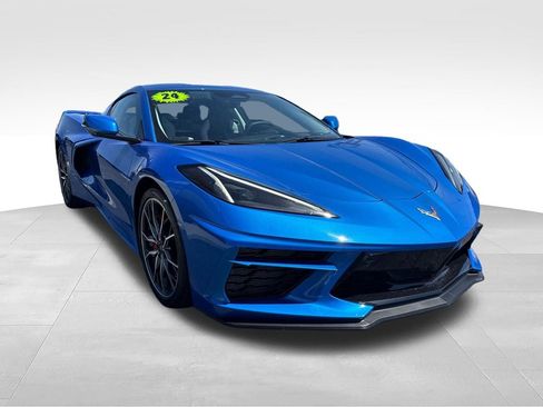 Used 2024 Chevrolet Corvette Stingray Premium Cpe w/ Z51 Performance Package RWD image 8
