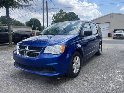 Used 2013 Dodge Grand Caravan SE