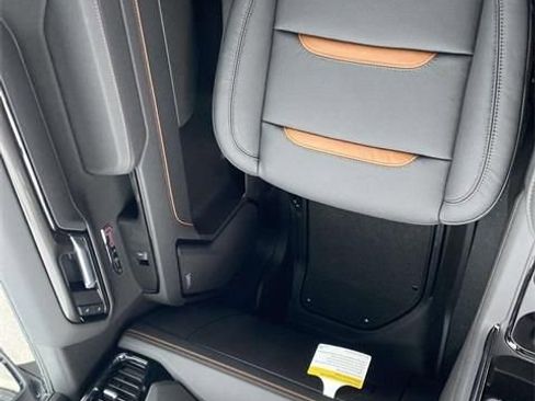 New 2026 GMC Sierra 1500 AT4 w/ AT4 Premium Package image 31