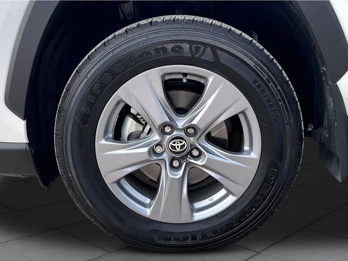 Used 2025 Toyota RAV4 XLE w/ Convenience Package AWD/4WD image 11