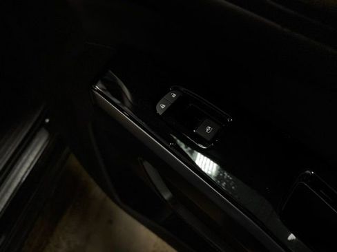 Used 2023 Nissan Pathfinder SL image 15