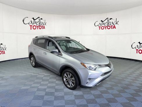 Used 2017 Toyota RAV4 Limited FWD image 5