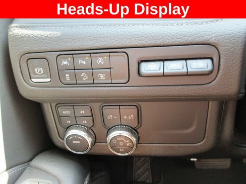 Certified 2023 GMC Yukon Denali AWD/4WD image 31