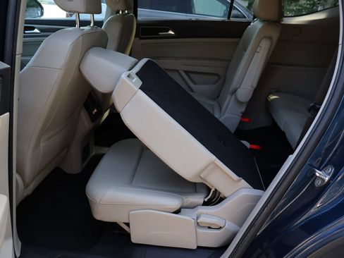 Used 2019 Volkswagen Atlas SE w/ Towing Package AWD/4WD image 10