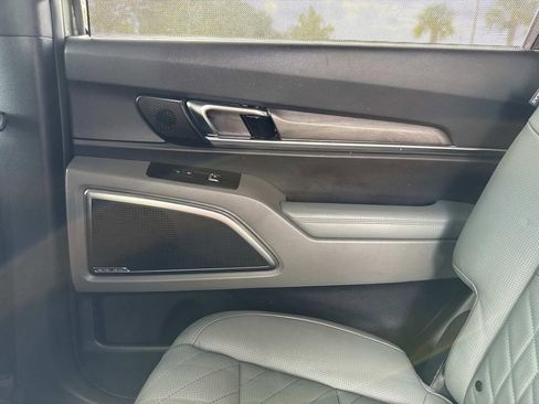 Used 2023 Kia Telluride SX Prestige X-Pro image 19