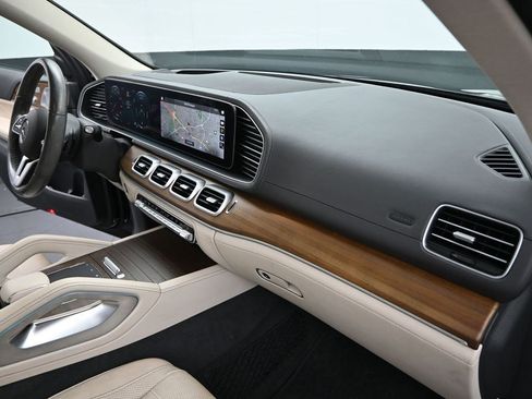 Used 2020 Mercedes-Benz GLE 350 4MATIC image 20