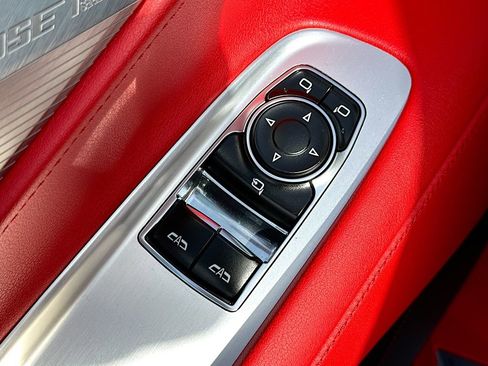 Used 2020 Chevrolet Corvette Stingray Preferred Cpe w/ 2LT Preferred Equipment Group image 18