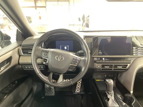 Certified 2025 Toyota Camry SE image 13