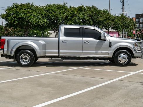 Used 2021 Ford F350 Lariat w/ Lariat Ultimate Package image 10