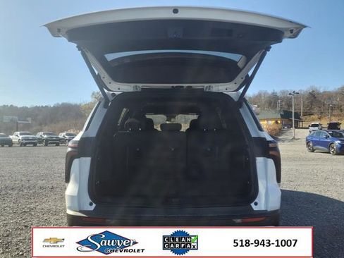 Used 2024 Chevrolet Traverse LT w/ LPO, Floor Liner Package image 8