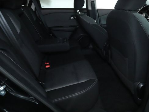 Used 2023 Nissan Rogue SV image 31