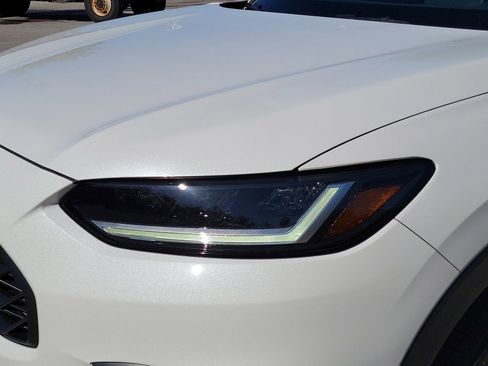Used 2023 Honda HR-V Sport image 5