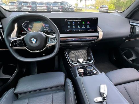 Certified 2025 BMW X3 xDrive30i w/ Premium Package AWD/4WD image 15