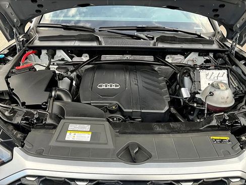 Used 2023 Audi Q5 2.0T Premium w/ Convenience Package AWD/4WD image 30