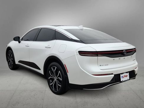 Used 2024 Toyota Crown Limited image 6