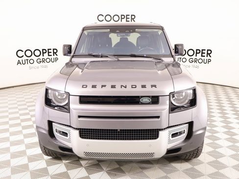 Used 2020 Land Rover Defender 110 HSE image 9