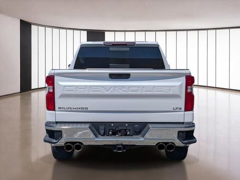 Used 2021 Chevrolet Silverado 1500 LTZ AWD/4WD image 7