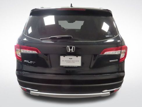 Used 2021 Honda Pilot Touring image 4