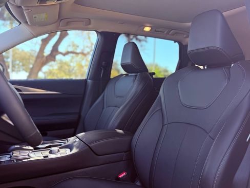 Certified 2026 INFINITI QX60 Luxe w/ Family Package AWD/4WD image 26