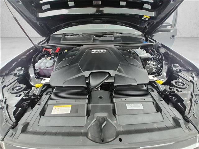 Used 2023 Audi Q7 3.0T Premium Plus AWD/4WD image 27