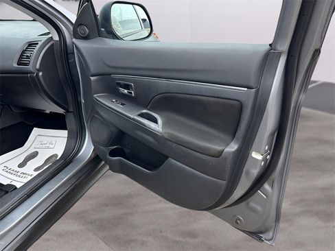 Used 2022 Mitsubishi Outlander Sport LE image 23