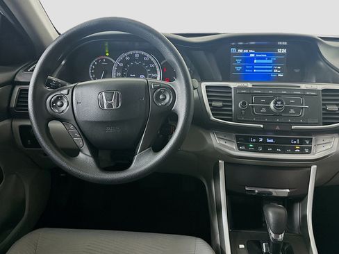 Used 2015 Honda Accord LX image 18
