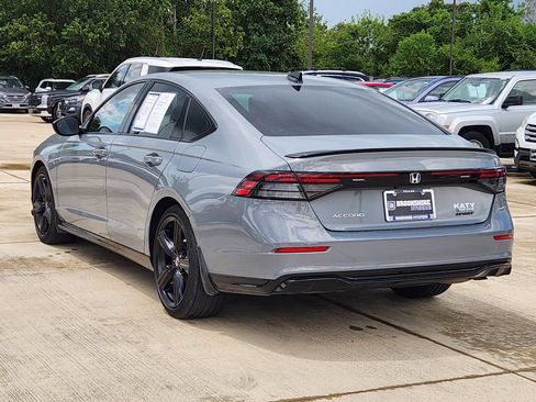 Used 2024 Honda Accord Sport image 9