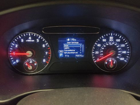 Used 2020 Kia Sorento LX image 23