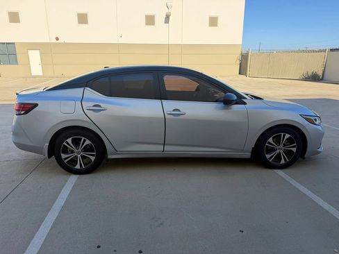 Used 2021 Nissan Sentra SV FWD image 4