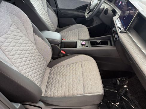 Certified 2026 Volkswagen Tiguan S FWD image 20