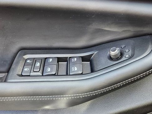 New 2025 Jeep Grand Cherokee Laredo RWD image 17