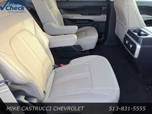 Used 2024 Ford Expedition Limited AWD/4WD image 28