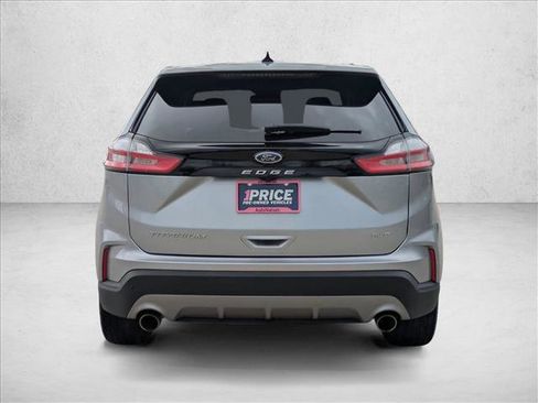 Used 2024 Ford Edge Titanium image 8