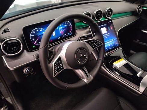 Used 2026 Mercedes-Benz C 300 Sedan image 4