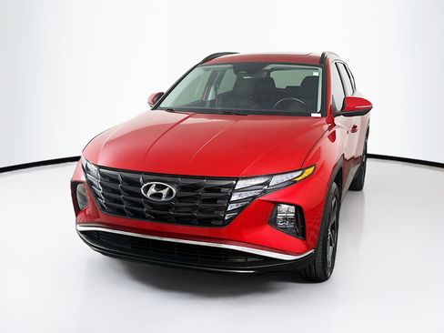 Used 2023 Hyundai Tucson SEL w/ Convenience Package AWD/4WD image 3