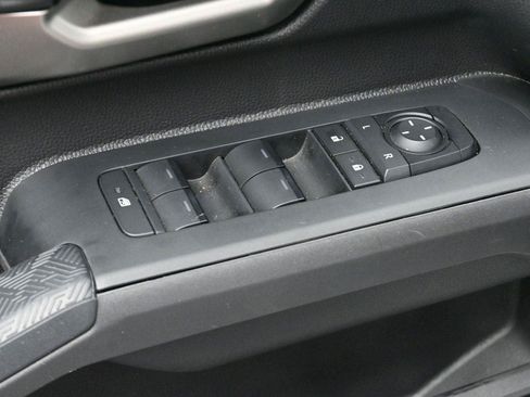 Used 2024 Toyota Tacoma TRD Off-Road AWD/4WD image 10