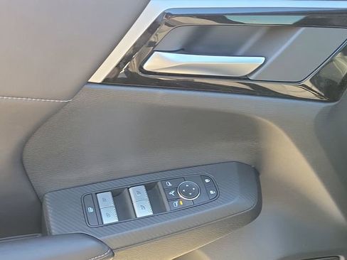 New 2026 Mitsubishi Outlander SE image 24