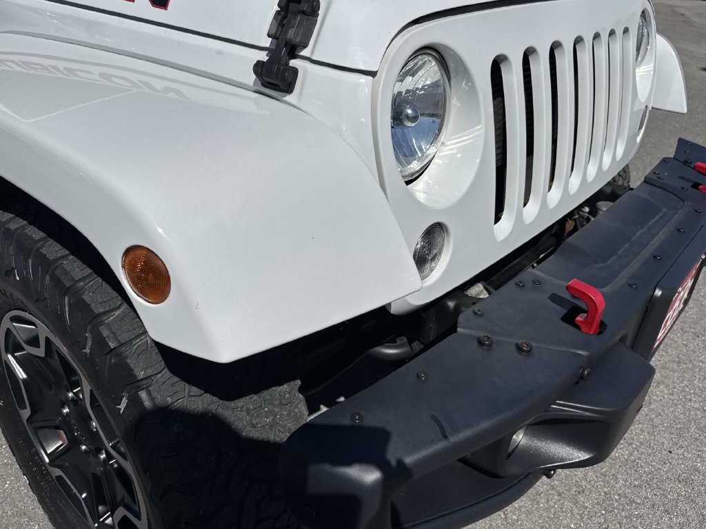 Used 2015 Jeep Wrangler Unlimited Rubicon AWD/4WD image 33