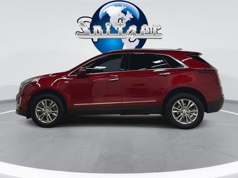Used 2022 Cadillac XT5 Premium Luxury image 2