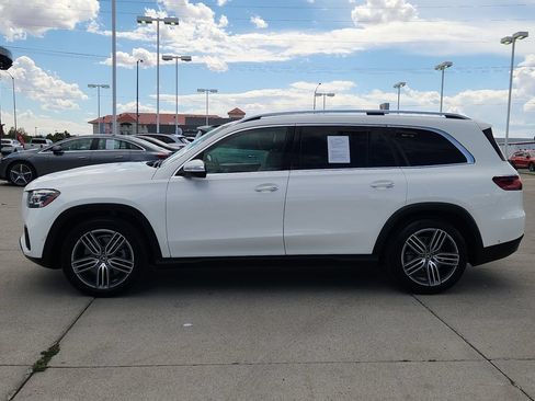 Used 2024 Mercedes-Benz GLS 450 4MATIC image 45
