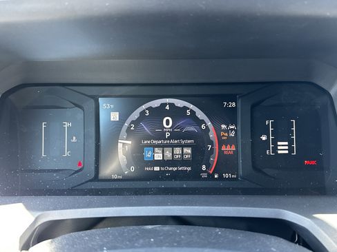 New 2026 Toyota Tacoma SR5 w/ SR5 Upgrade Package AWD/4WD image 17